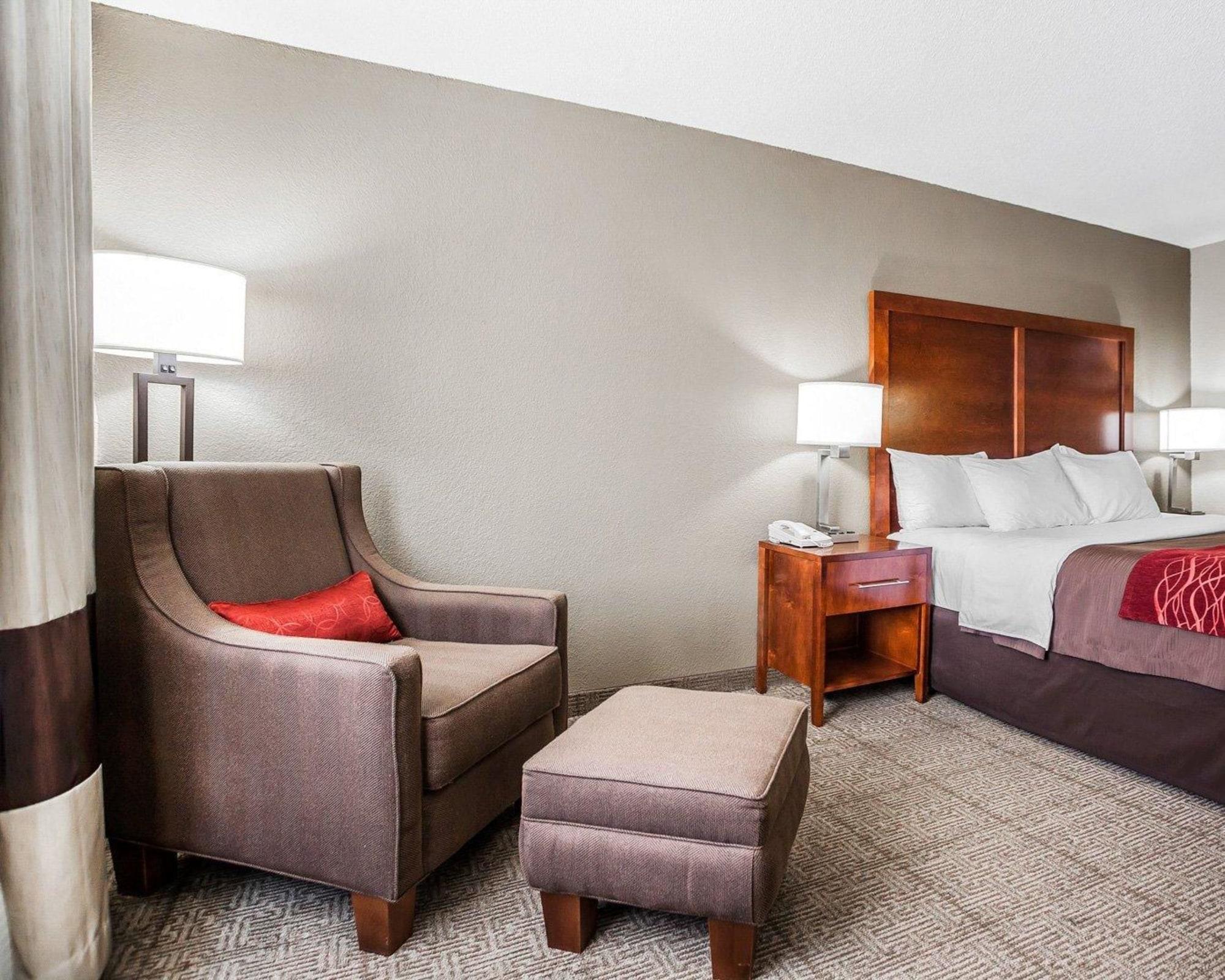 Comfort Inn & Suites Moberly Exteriör bild