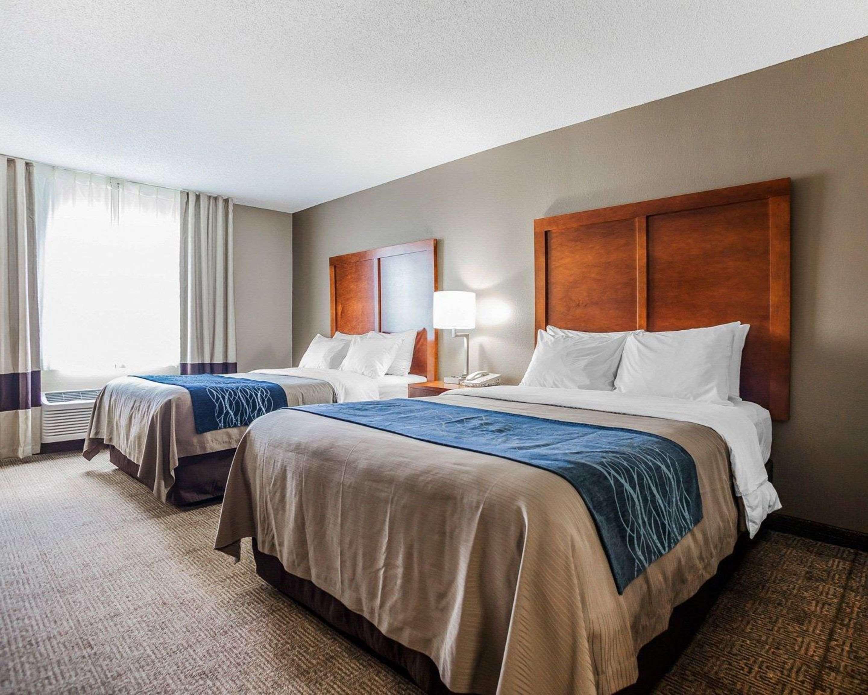 Comfort Inn & Suites Moberly Exteriör bild
