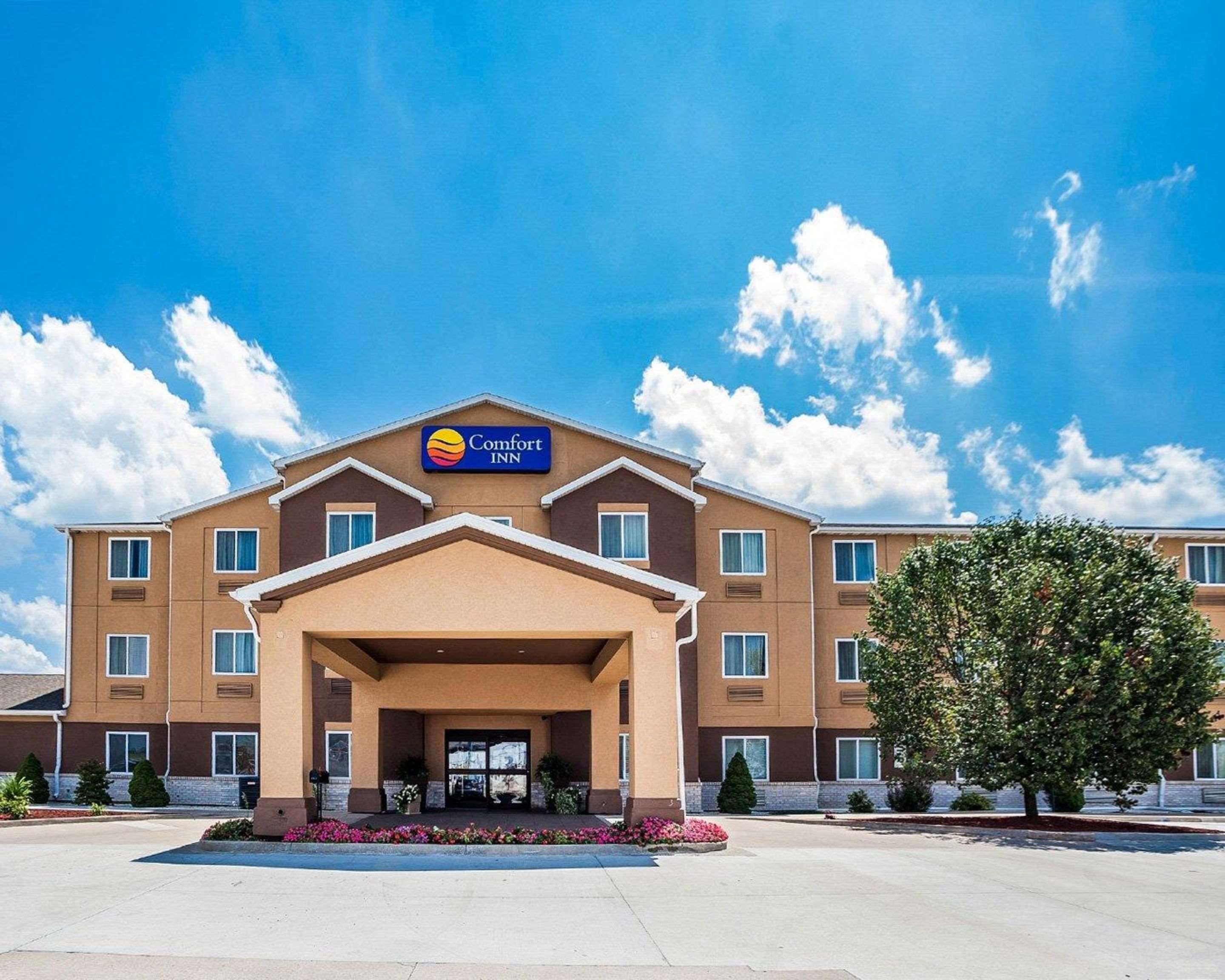 Comfort Inn & Suites Moberly Exteriör bild