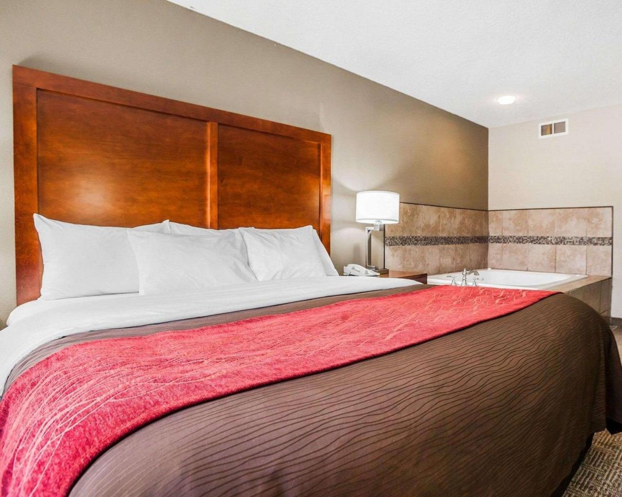 Comfort Inn & Suites Moberly Exteriör bild